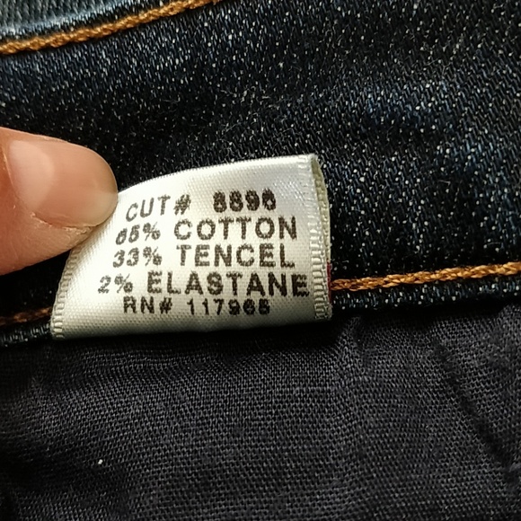 J Brand 811 midrise skinny, size 26 - Picture 7 of 7